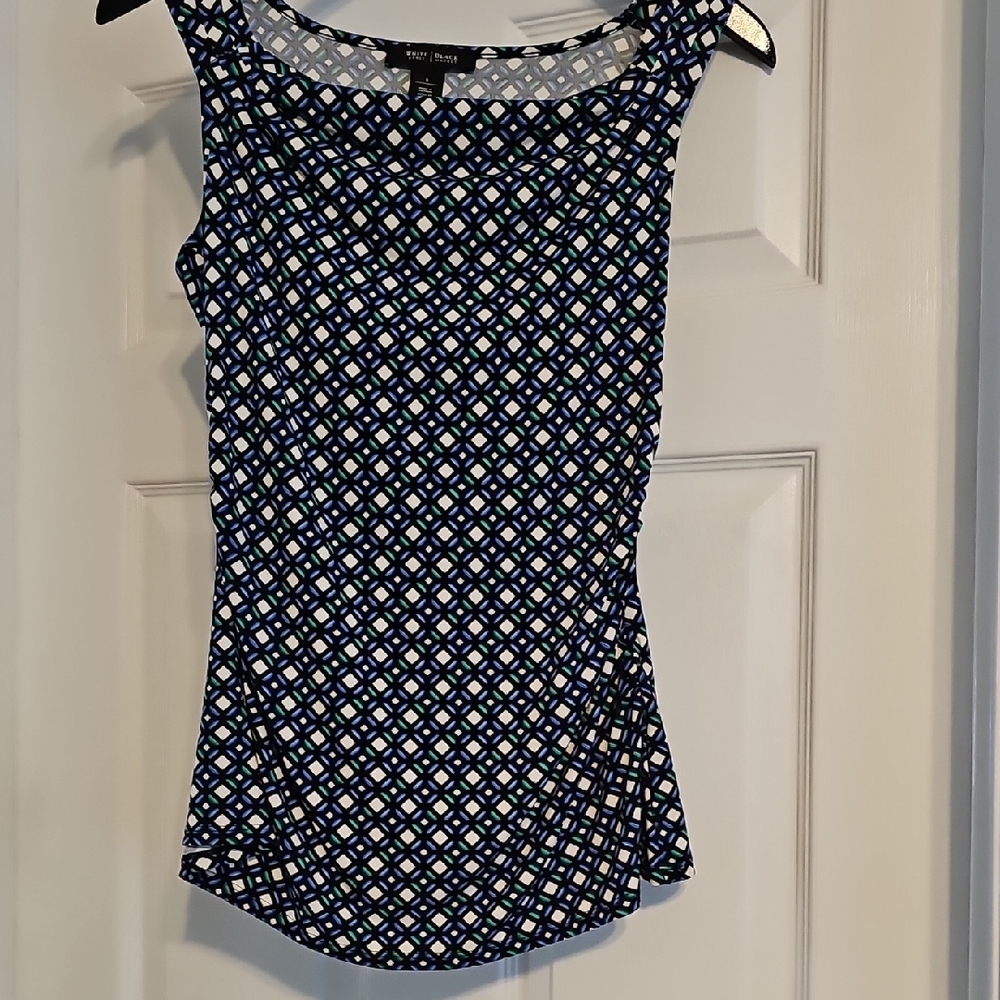 White House Black Market Navy Geometric Tank Top